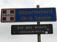 Col des Aravis - newer sign
